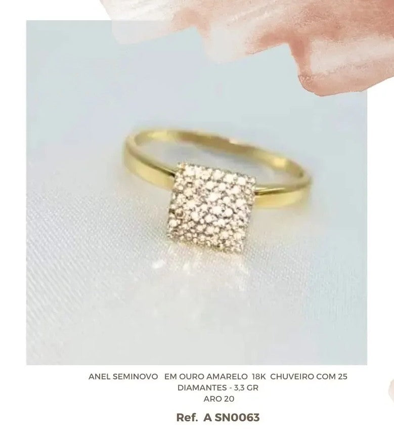 Anel em ouro amarelo 18k e chuveiro sextavado de diamantes